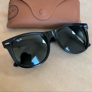 Ray-Ban Wayfarer 🖤